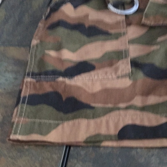 H&M Divided, camouflage skirt size 2 - Picture 5 of 9